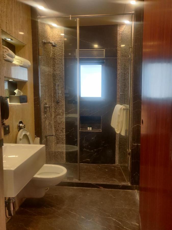Hotel Adiva Residency Beacon, Grant Road, Mumbai Exterior foto