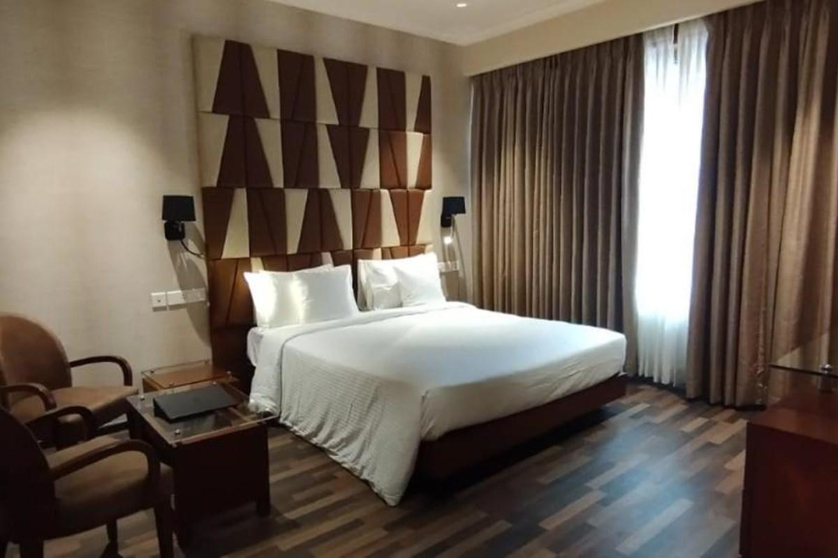 Hotel Adiva Residency Beacon, Grant Road, Mumbai Exterior foto